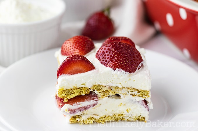 Strawberry Refrigerator Cake (Strawberry Icebox Cake Filipino Style)