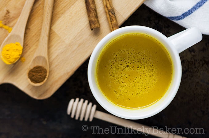 How to Make Turmeric Golden Milk - The Unlikely Baker®