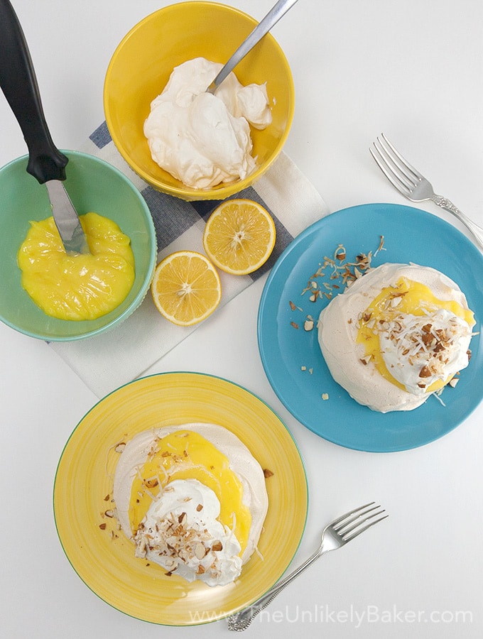 Lemon Pavlova