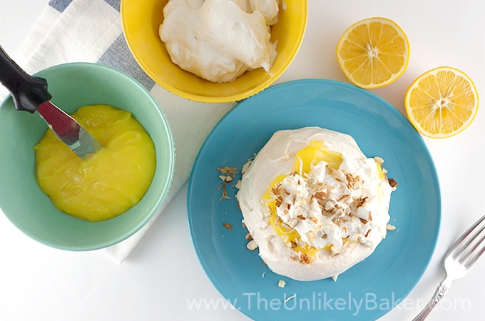 Lemon Pavlova