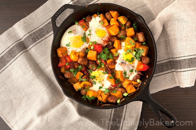 Smoky Bacon Cheddar Breakfast Hash