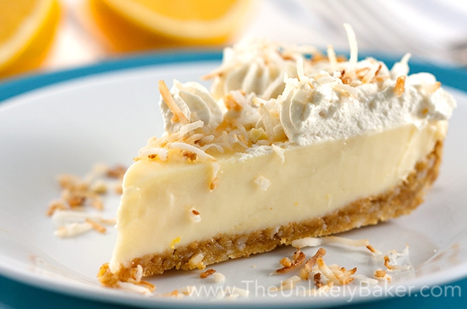 Easy Meyer Lemon Pie with Condensed Milk (Video)