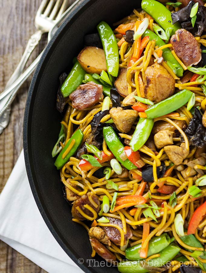 Pancit Canton Recipe (Filipino Stir-Fried Noodles)