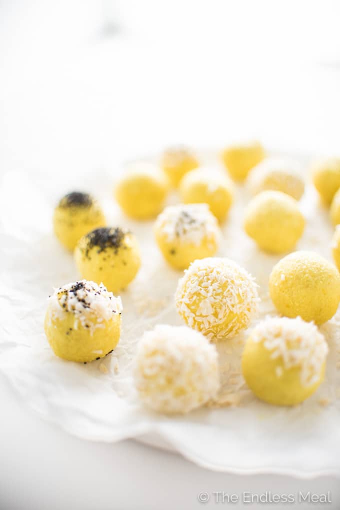 30+ Quick and Easy No Bake Lemon Desserts