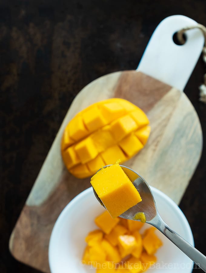 How to cut a mango