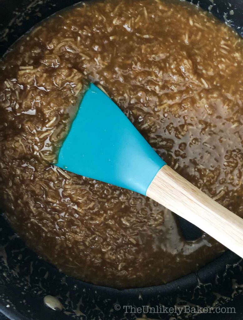 cooking thick coconut filling