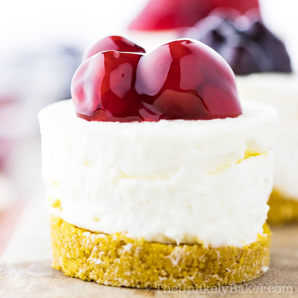 The Best No Bake Mini Cheesecakes - The Unlikely Baker® | Billiger Montag