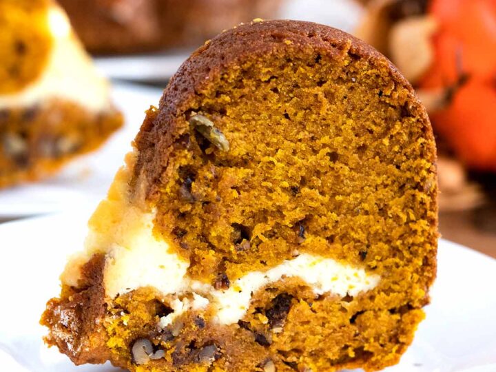Pumpkin Bundt Cake with Cream Cheese Filling