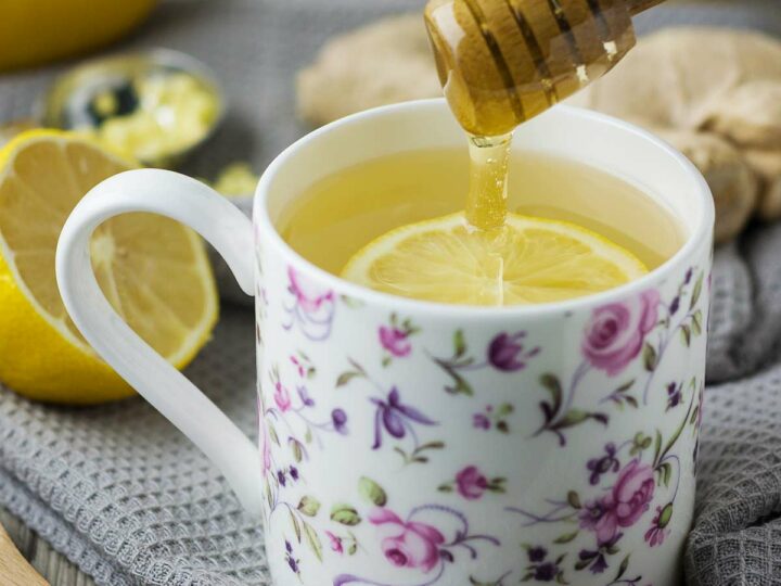 How to Make Fresh Lemon Ginger Tea