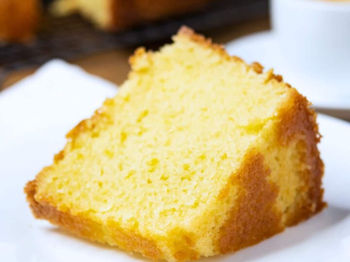 Old Fashioned Buttermilk Pound Cake