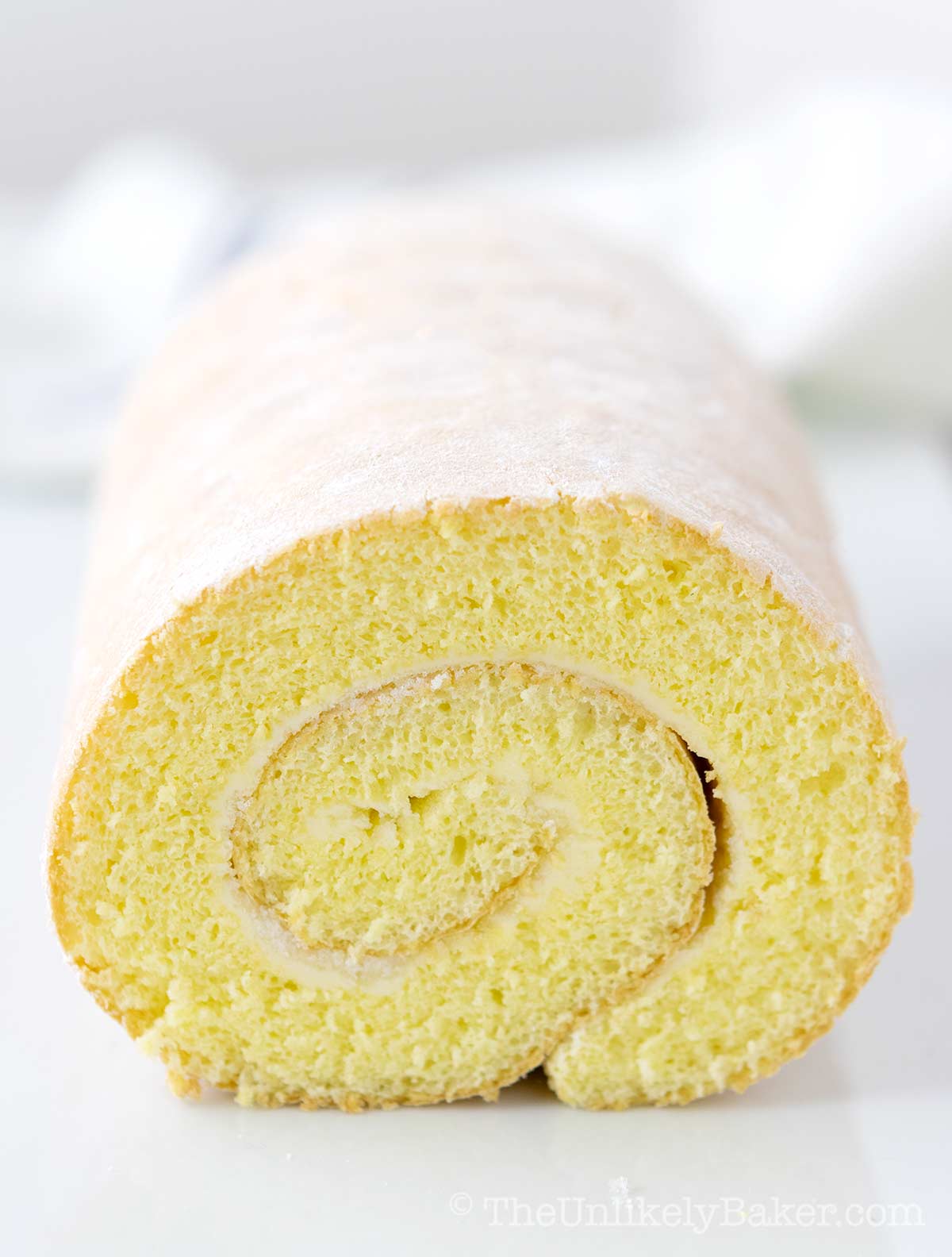Photo showing butter and sugar pianono filling.