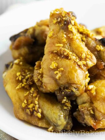 Crispy Baked Chicken Wings with Asian Garlic Sauce (No Baking Powder)