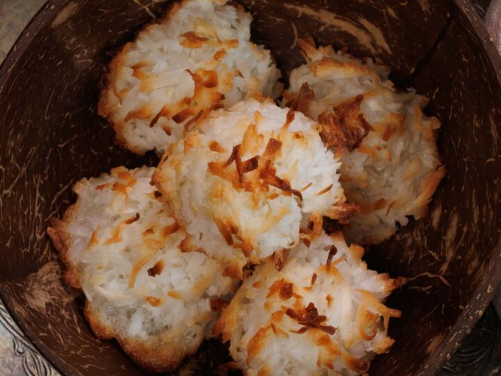 Image for Small Batch Coconut Macaroons Recipe