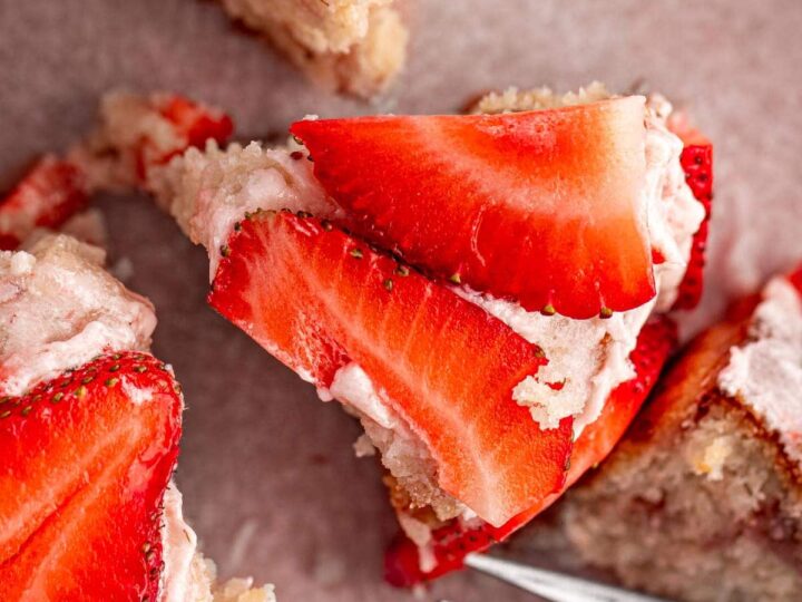 Image for Mini Strawberry Cake