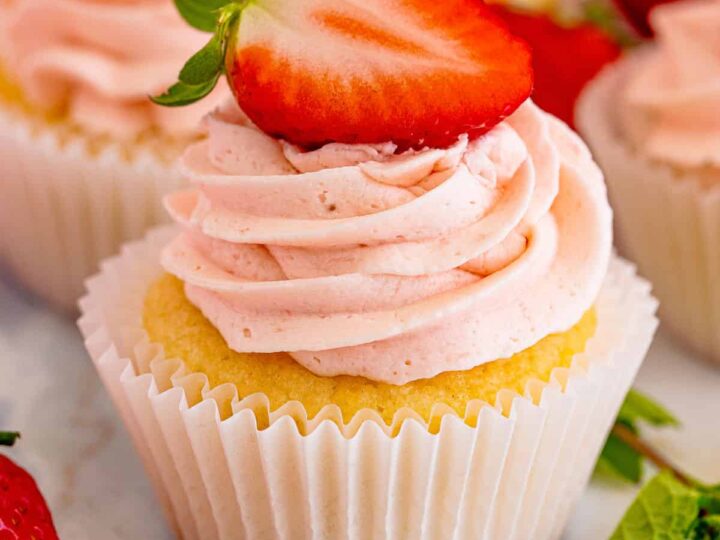 Image for Strawberry Lemon Cupcakes