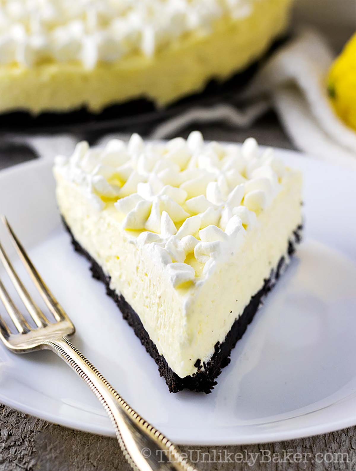 A slice of cheesecake recipe lemon no bake.