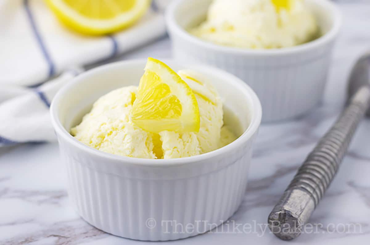 Two bowls with lemon curd ice cream.