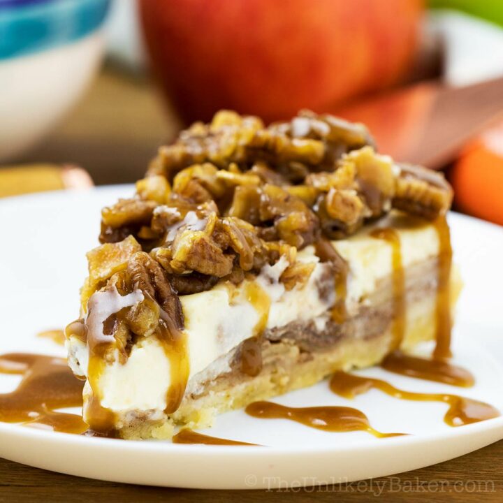 Apple Crumble Cheesecake Recipe - The Unlikely Baker®