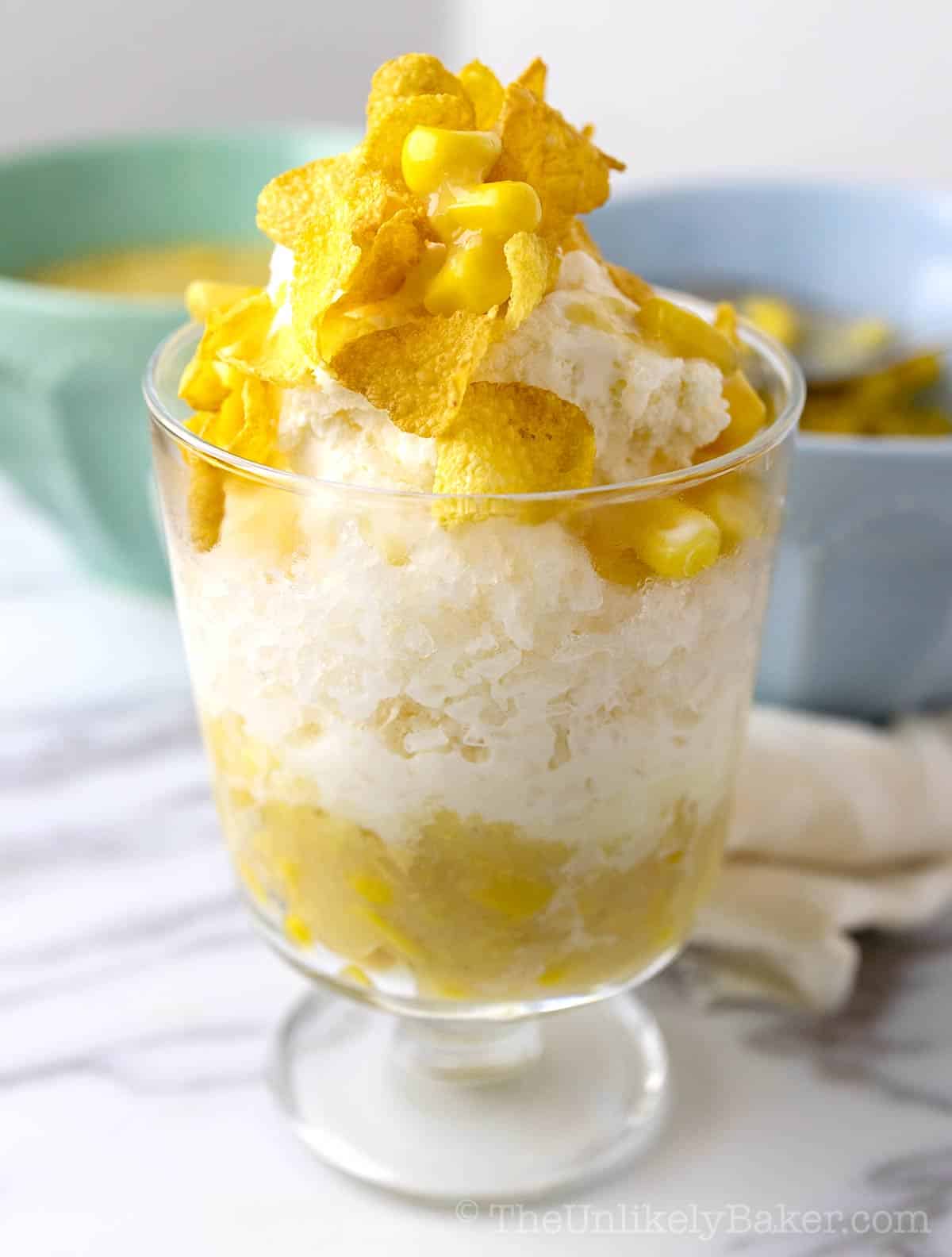 Refreshing ready-to-serve mais con yelo.