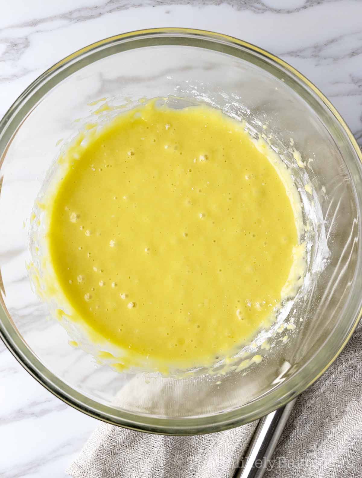 Egg yolks with flour mixture.