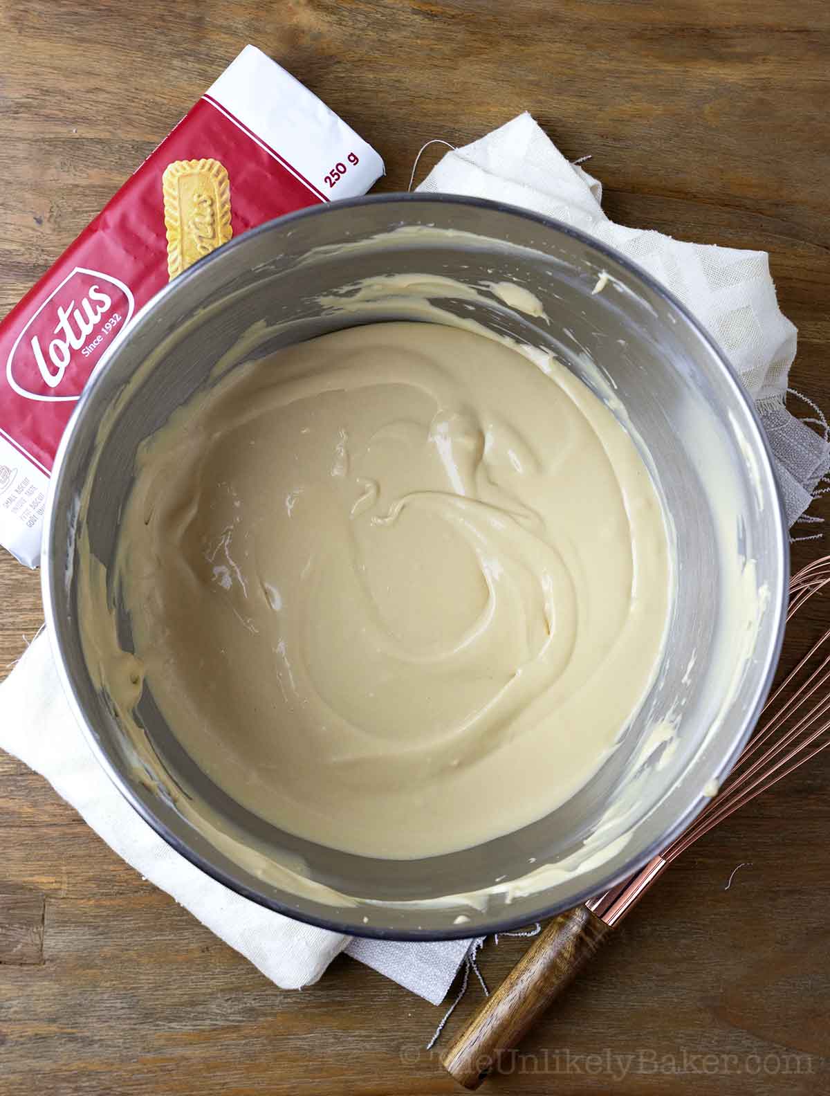 Cheesecake batter in a bowl.