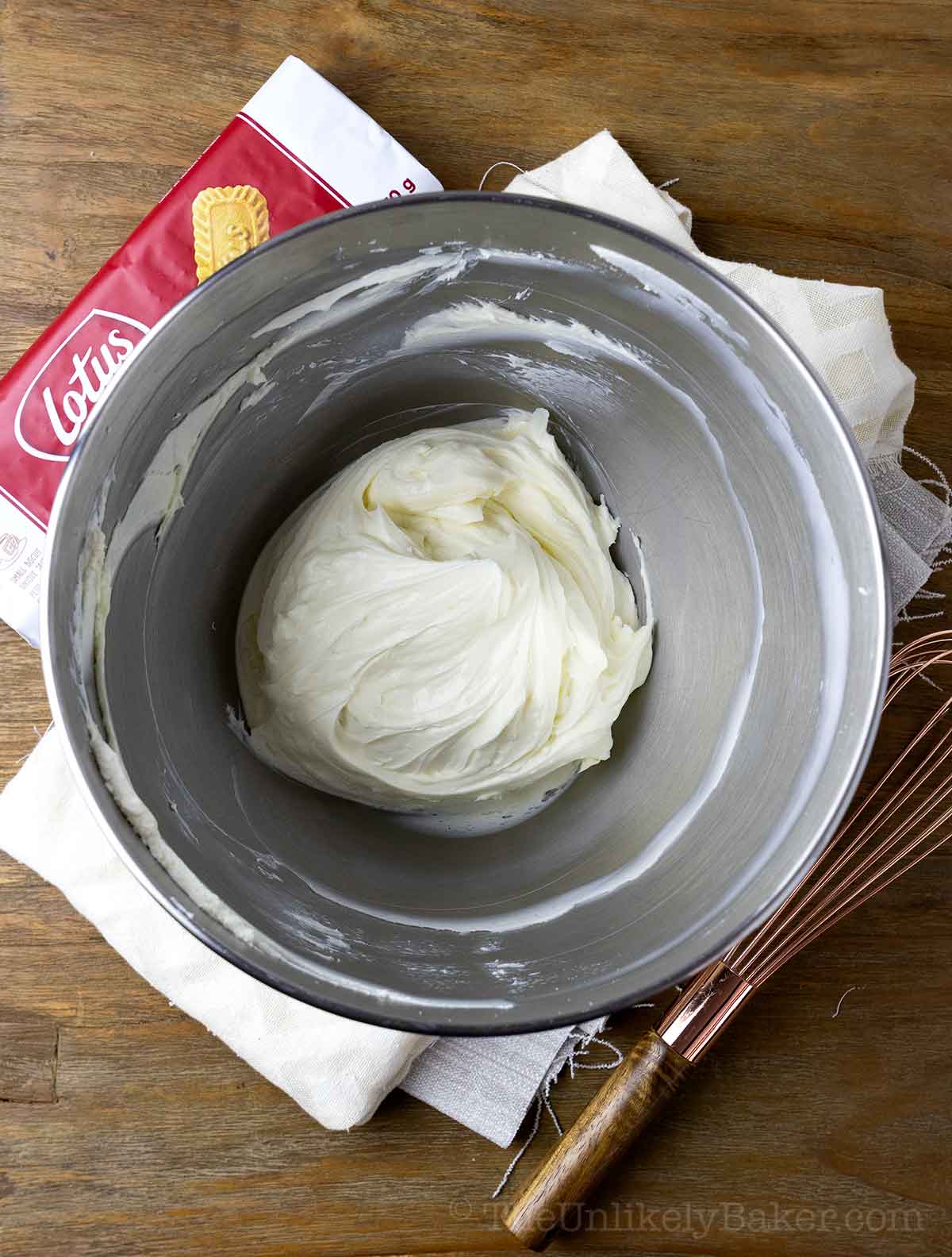 Sugar and cream cheese mixture.