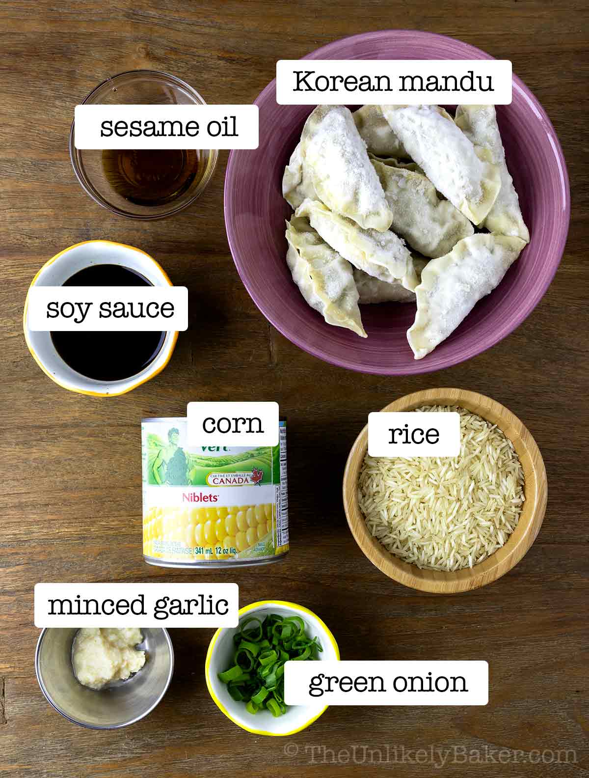 Ingredients to make Korean mandu rice.