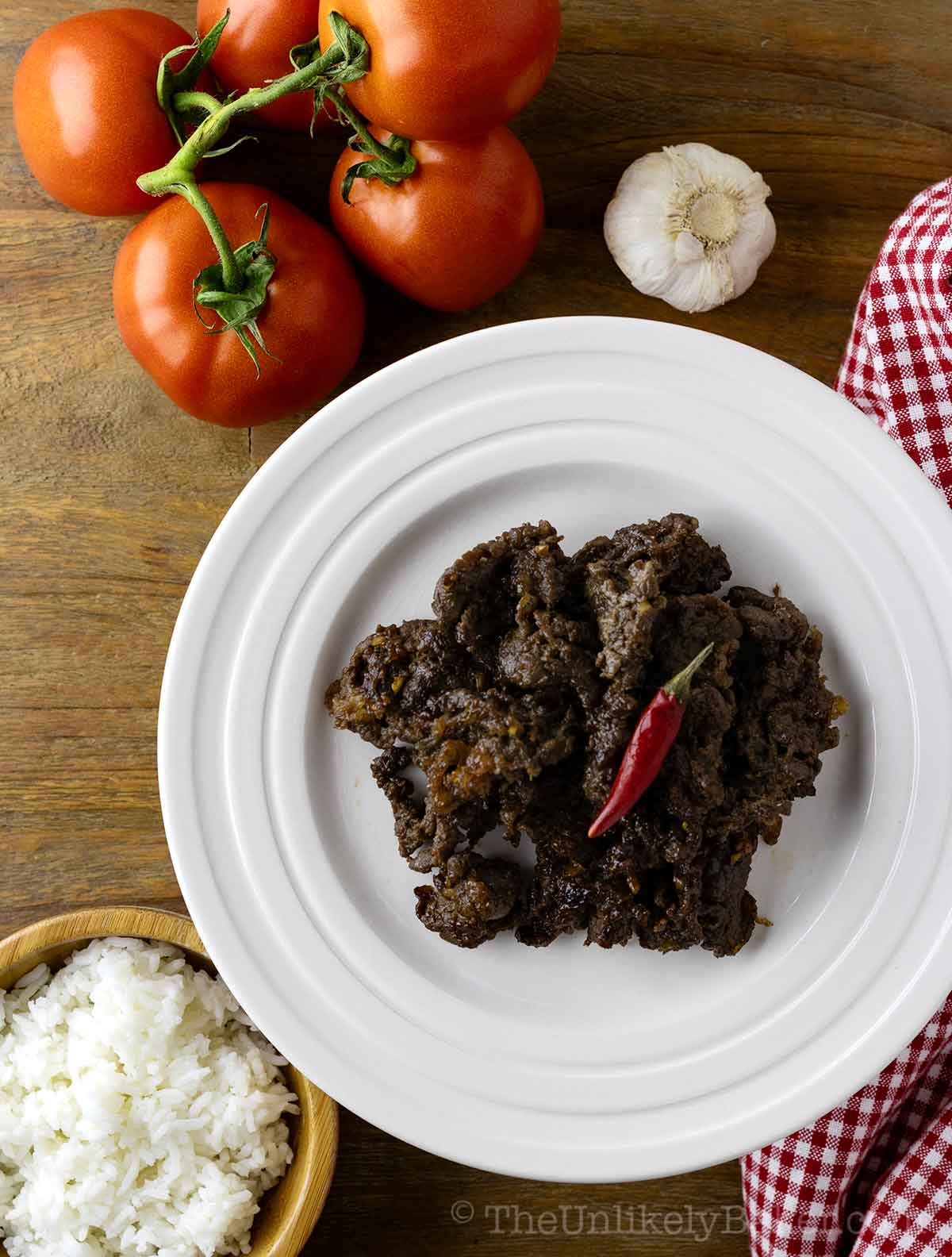 Overhead shot of Filipino tapa.