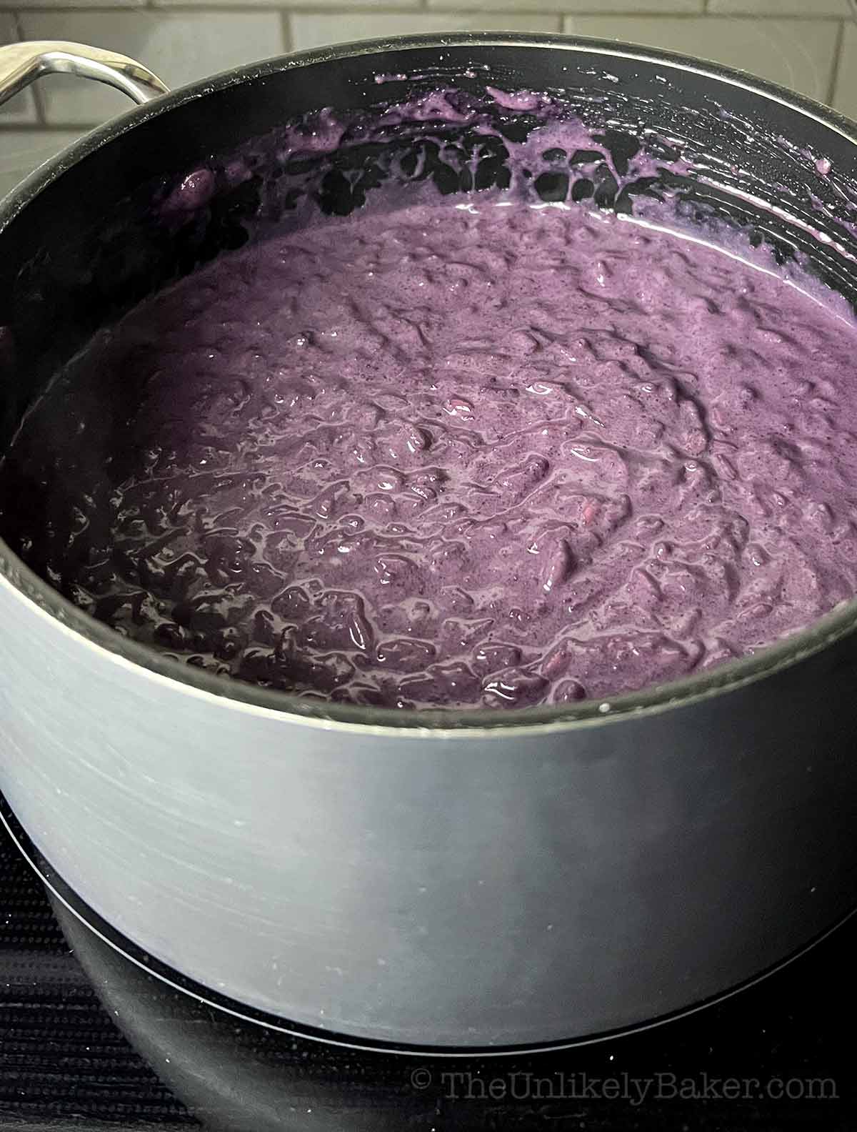 Creamy rice porridge in a pot.