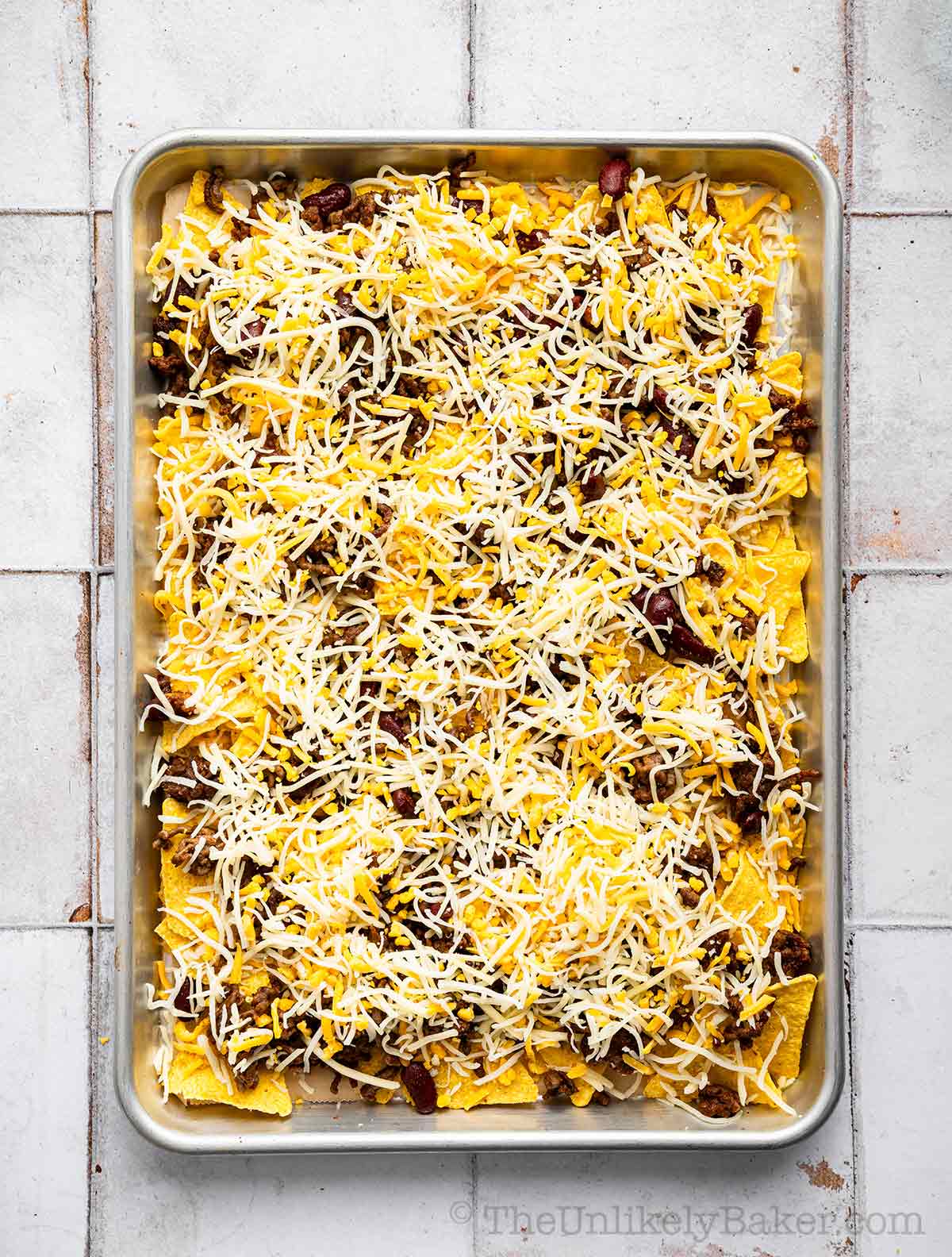 Layer of shredded cheese.