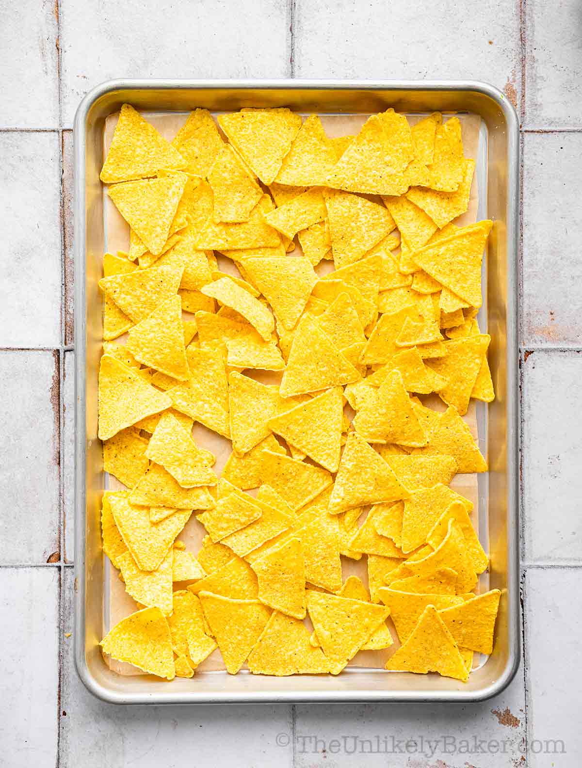 Layer of tortilla chips.