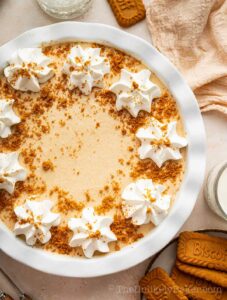 No-bake Speculoos cookie butter pie.